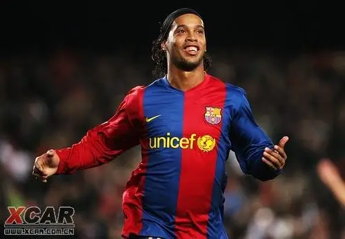 他总是愿意 他总是愿意