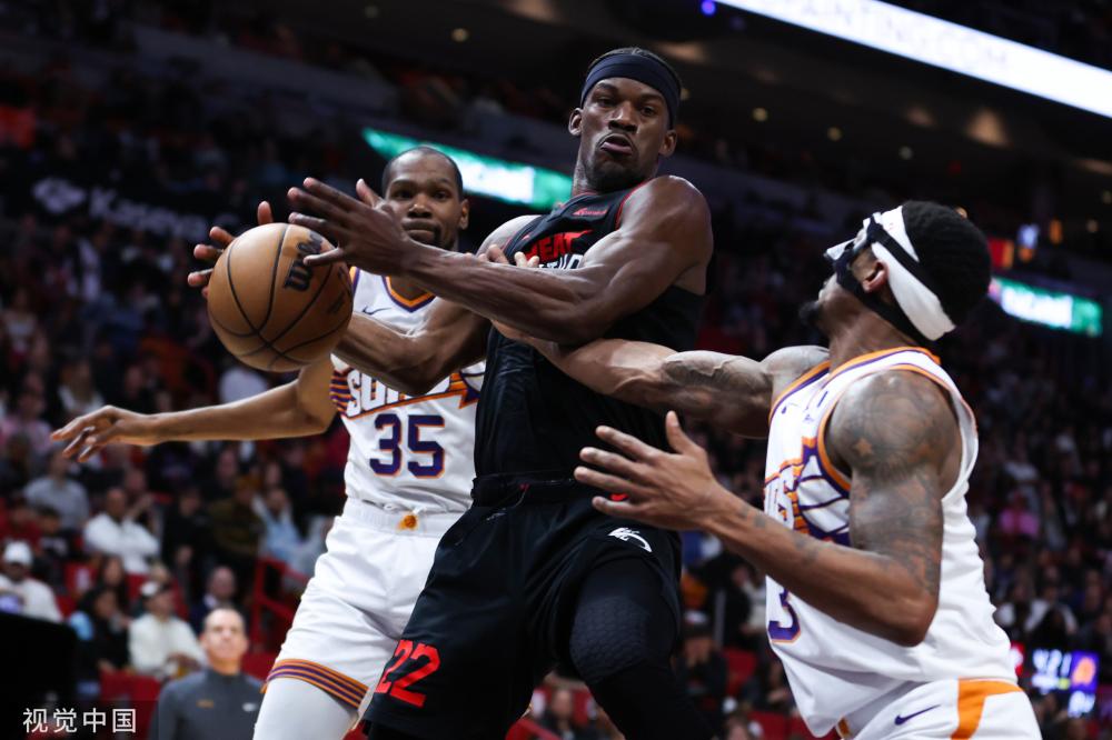 与小赫内斯 与小赫内斯