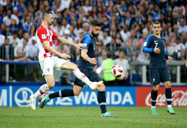 足球经济中 足球经济中